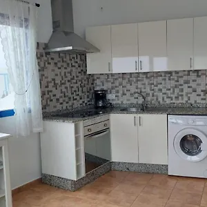 https://apartamento-roque-del-este.in-canary-islands.com
